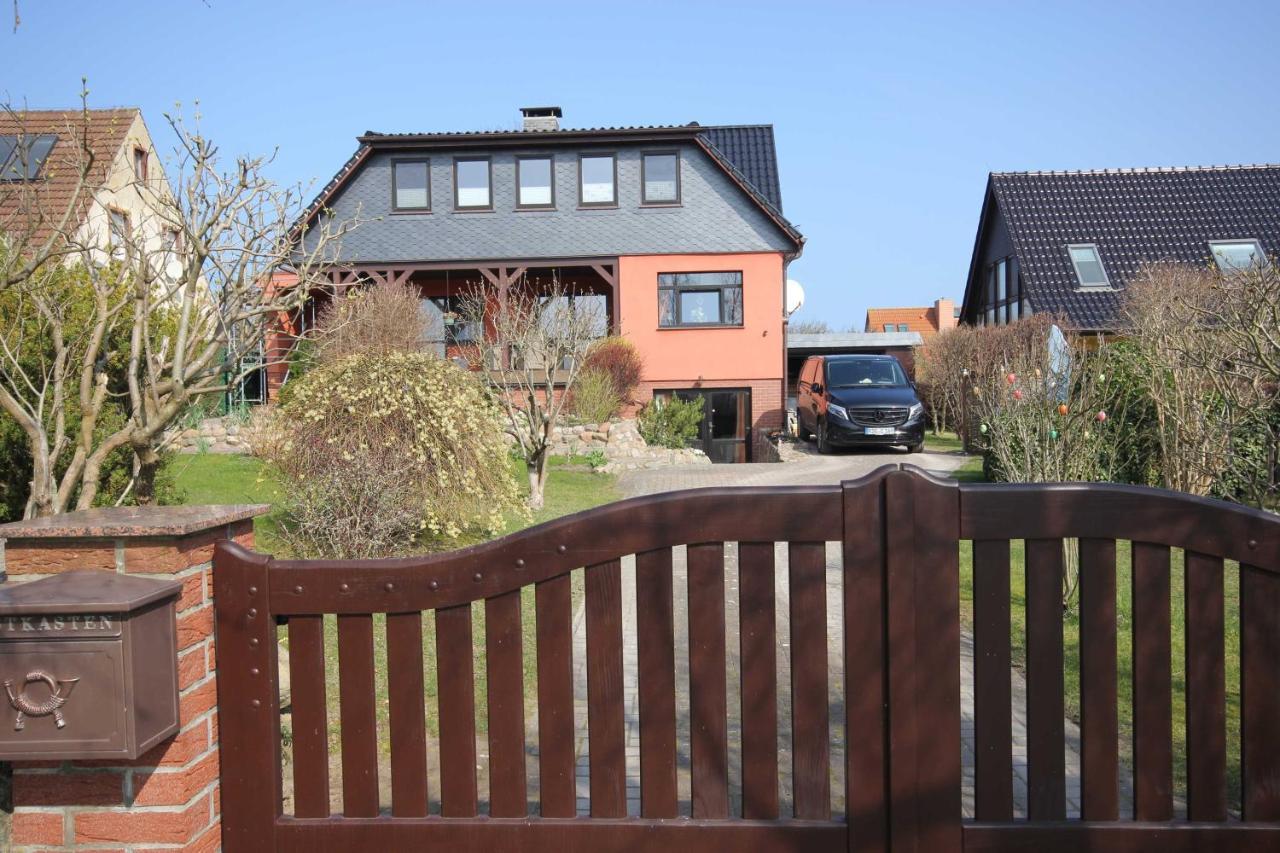 Strandkoje Ahrenshoop Exterior photo